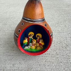 Vintage Peruvian Gourd Nativity Ornament LuCuma Handmade in Peru 5” Christmas Decor