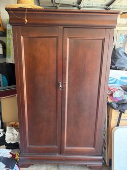 TV cabinet w drawers