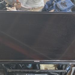 32 Inch Samsung TV 