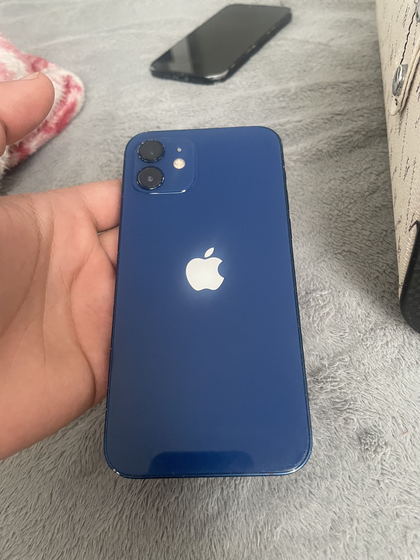iPhone 12