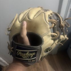 Heart Of The Hide Rawlings Glove 