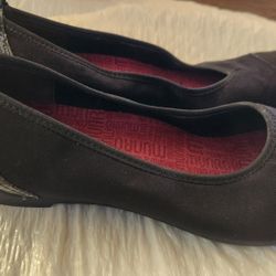 Munro Black Patent Leather and Nylon Fabric Shoes