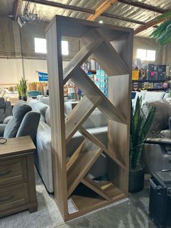 Universal Broadmoore Ander 69" Bookcase