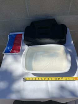 CORNINGWARE 9 X 13 Casserole Dish W/Caring Tote