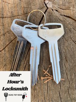 Toyota metal car keys ,llave de carro