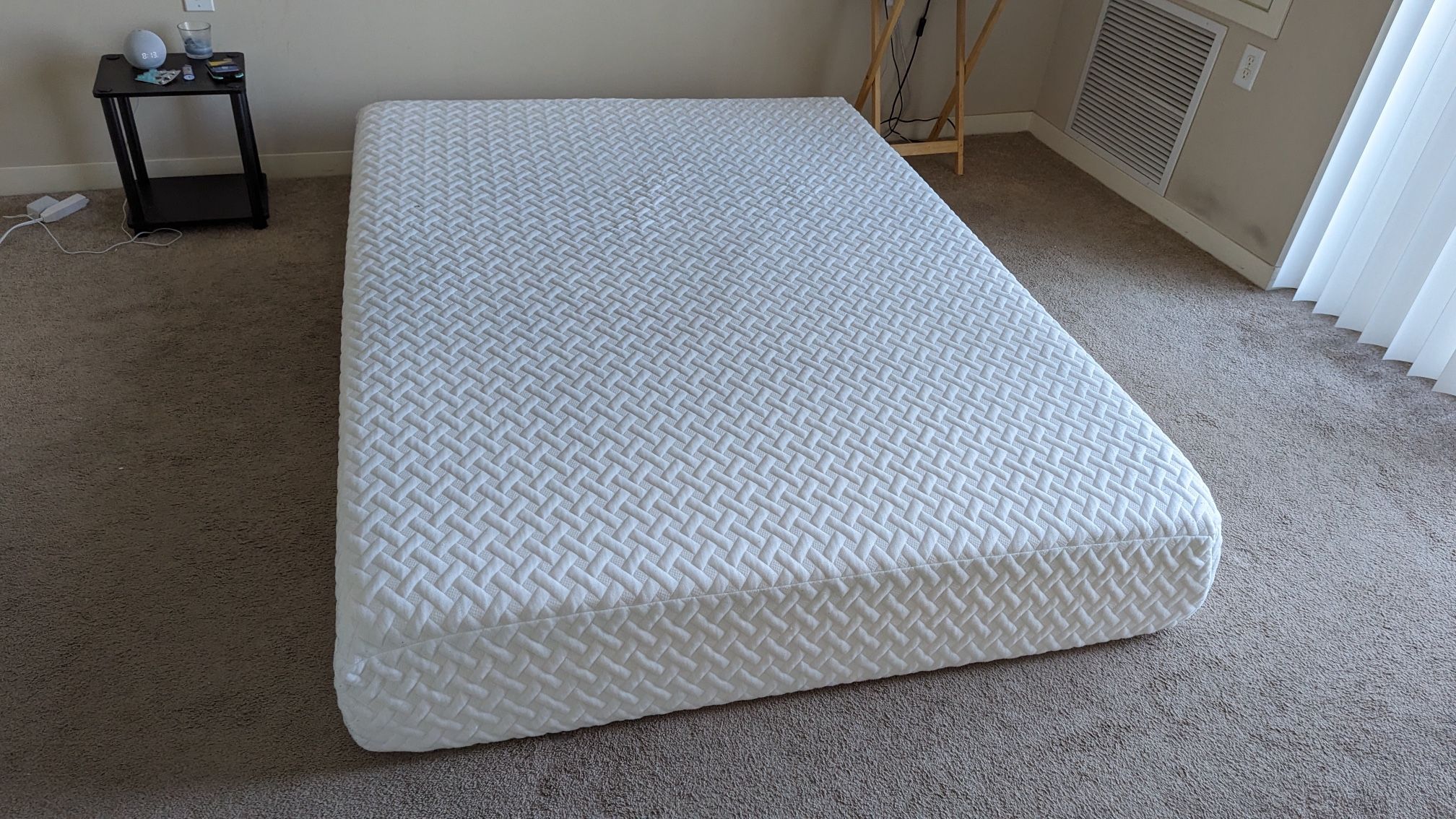 Queen Size Memory Foam Mattress 