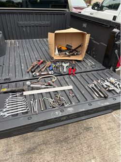 Tools/ herramientas/