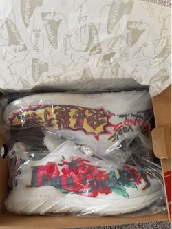 Custom shoes