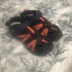 Boys sandals size 13