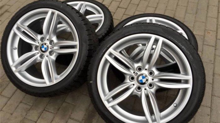 Genuine BMW f10 19inch rims with michelin tires