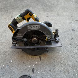 DEWALT HAND SAW 