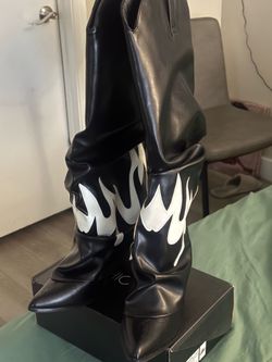Fashion Nova Cowgirl boots