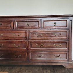 Large Classic Dresser