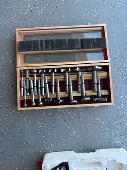 Forstner Drill Bit Set in Wooden Case