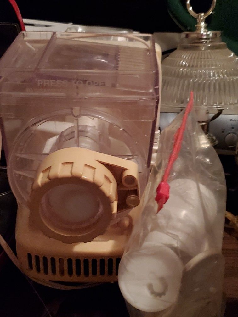 Spaghetti Maker with attachments