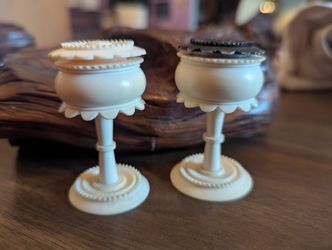 Heirloom Quality Salt And Pepper Shakers 