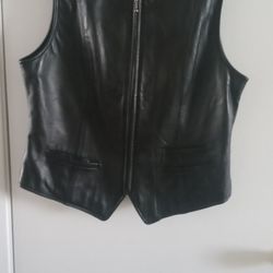 Small Leather Vest.  ΘΘ Last Min. Halloween Costume??  ΘΘ