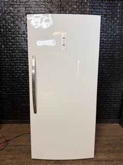 FRIGIDAIRE REFRIGERATOR w/WARRANTY! R3624A