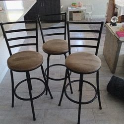Bar Stools 
