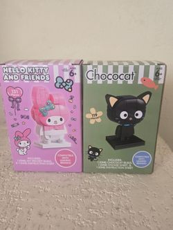 Hello kitty puzzle figurine