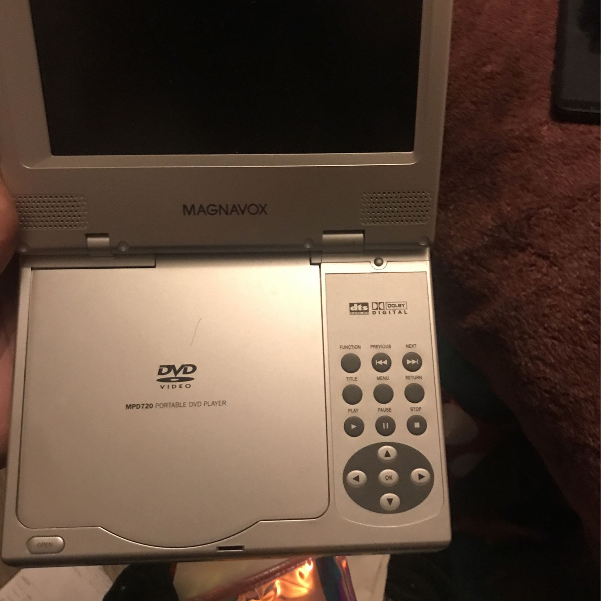 Magnavox MPD 720 Portable DVD Player