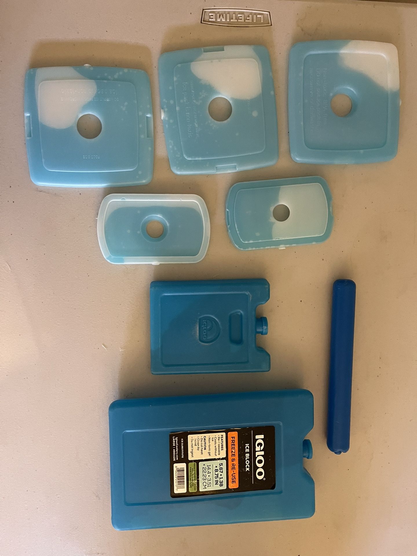 Ice Packs (8)