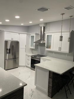 New kitchen cabinets and countertop