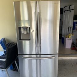 Great Condition Appliance Refrigerator Stainless