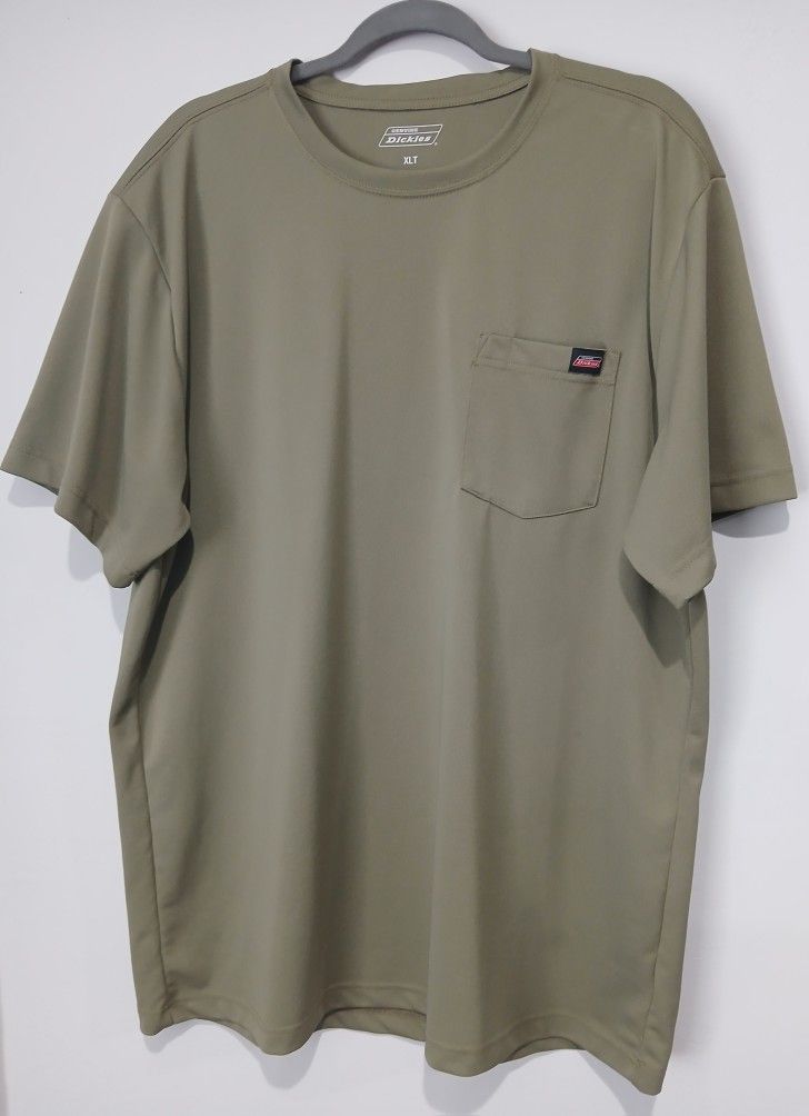 Genuine Dickies T-Shirt. Green Working T-Shirt. Men Size Extra Large Tall.