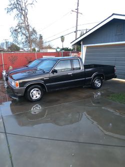 Parts Mazda b2000