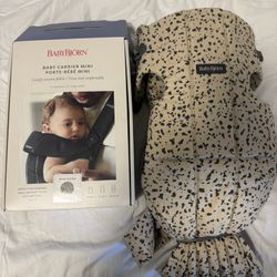 Baby Bjorn Carrier - NEW