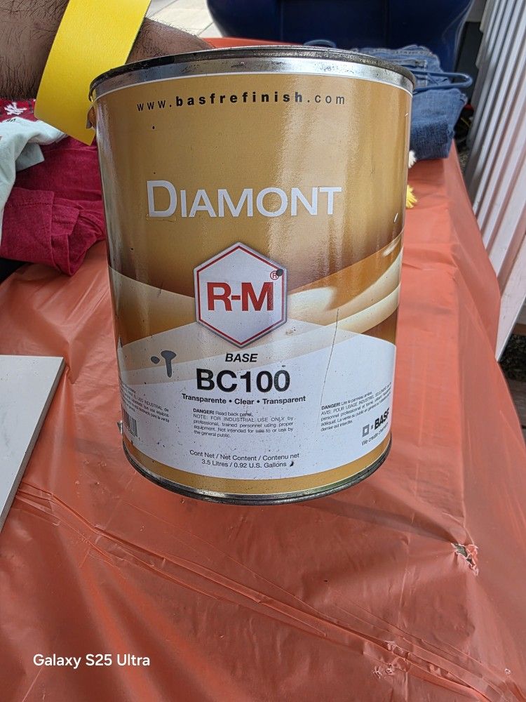 One gallon Automotive Paint