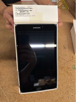 Samsung Tablet SM-T380