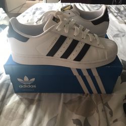 Adidas Superstar J