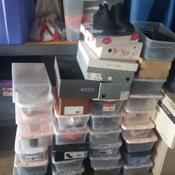 Lds Shoes  5 Dlls A Pair