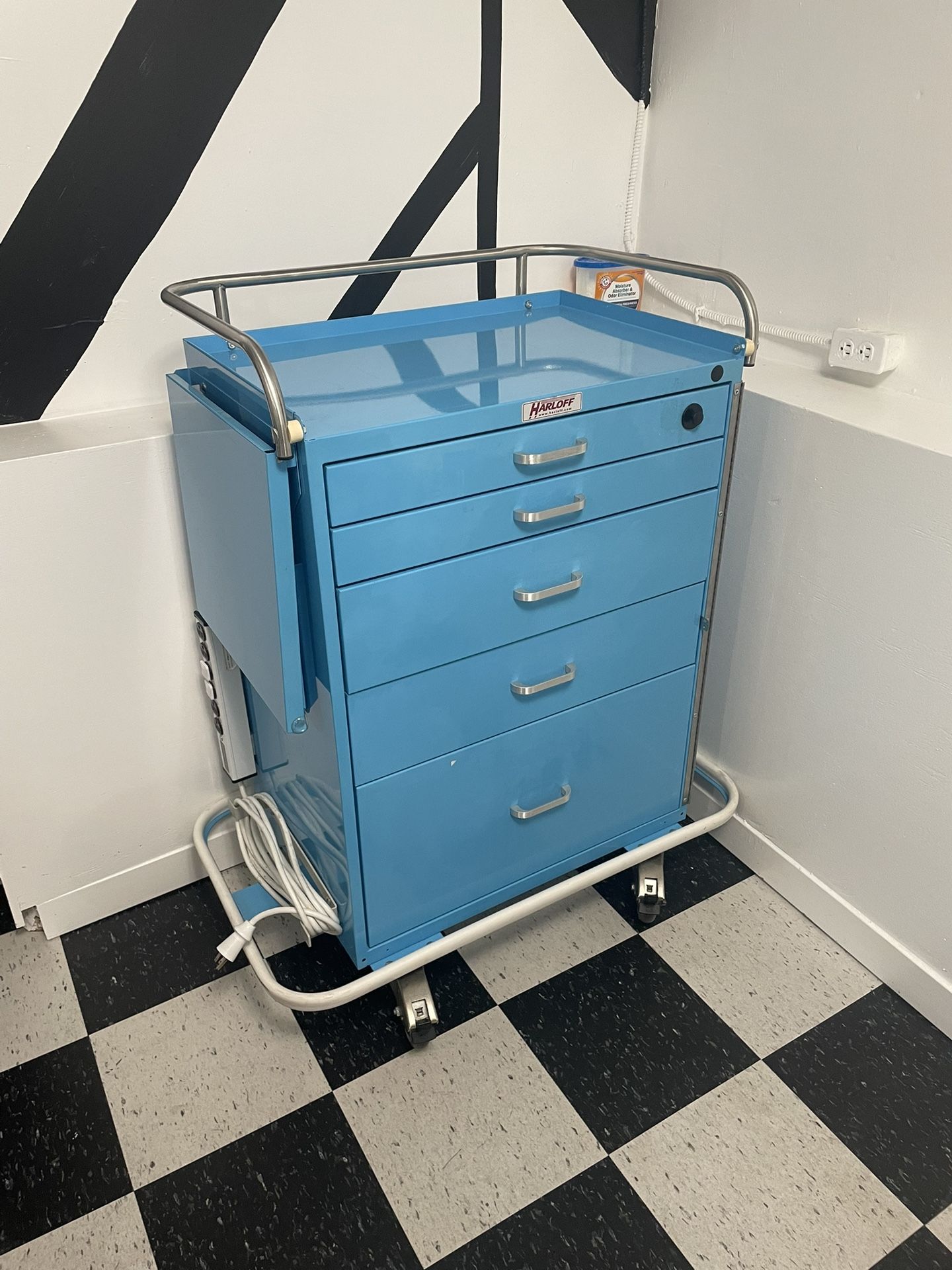 Crash Cart/ Tool Chest