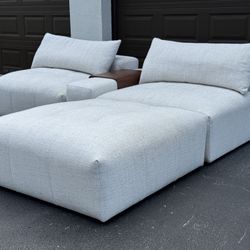 Modular Couch/Sofa - White - Delivery Available 🚛