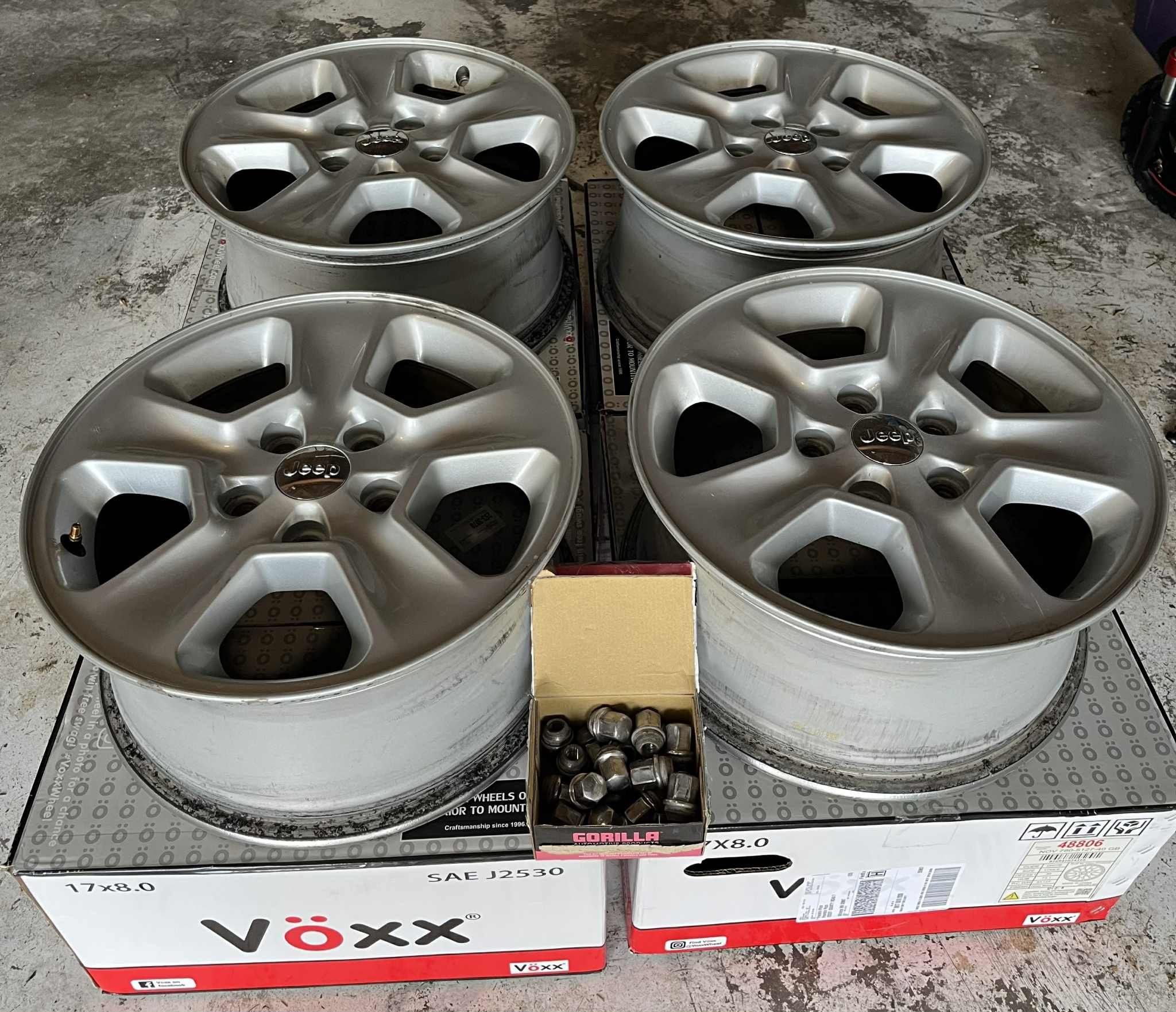 17 Inch Aluminum Alloy Rims