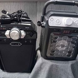 2 Portable karaoke singing machines