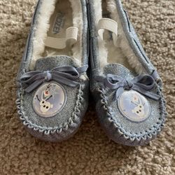 Size 11 Frozen Slippers 