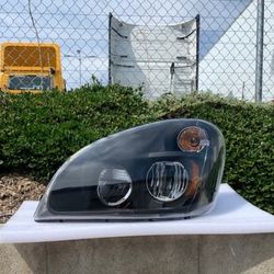 2008-2017 Freightliner Cascadia LED Headlight 
