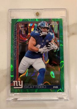 2025 Topps Chrome - Rookies Cam Skattebo #331 Green Wave Refractor /99 (RC)