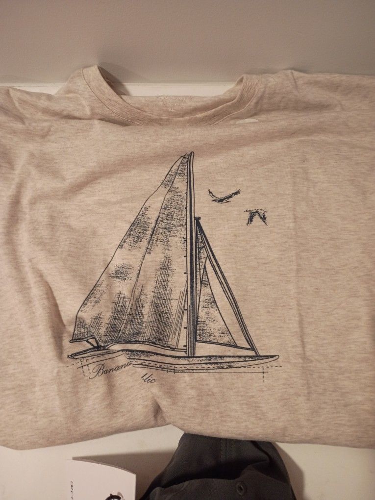 Banana Republic Graphic T-shirt Men's XL