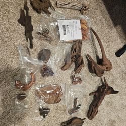 Aquarium drift wood and botanicals 