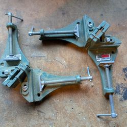 Corner miter clamps