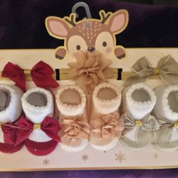Danbar Global Baby Headbands And Socks Set