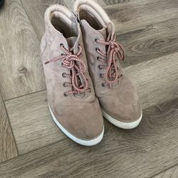 Dr. Scholl’s Suade Boots