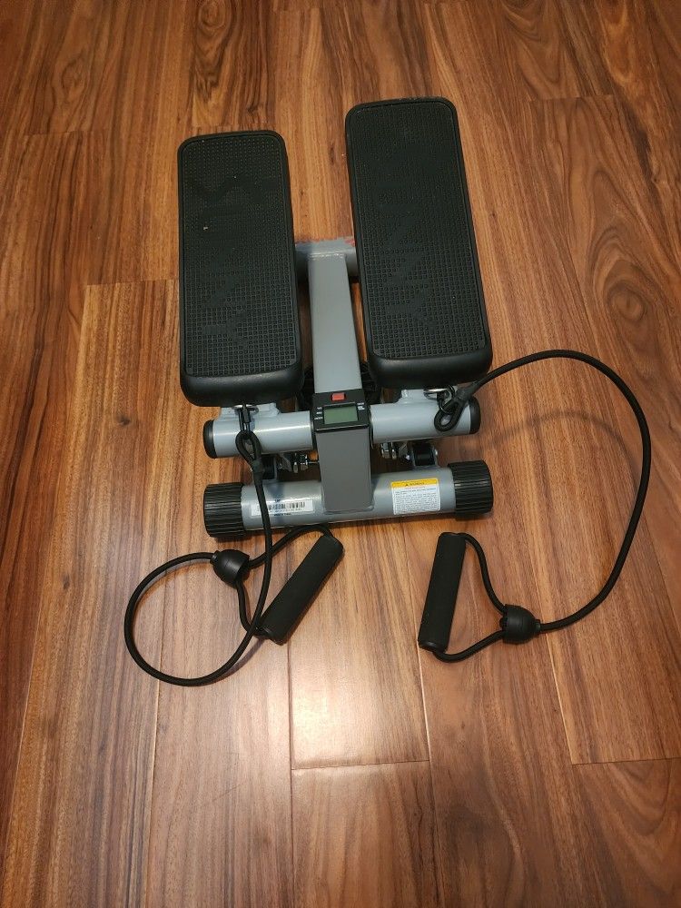 Mini Stepper W/Resistance Bands (PICKUP LINDSAY)