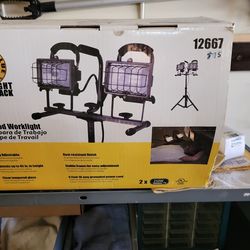TRI POD WORKLIGHT