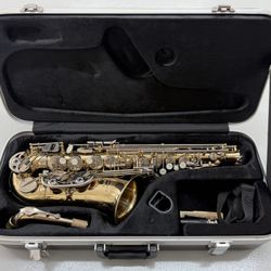 Selmer AS400 Alto Saxophone With Case